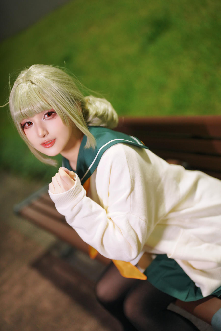 002.jpg