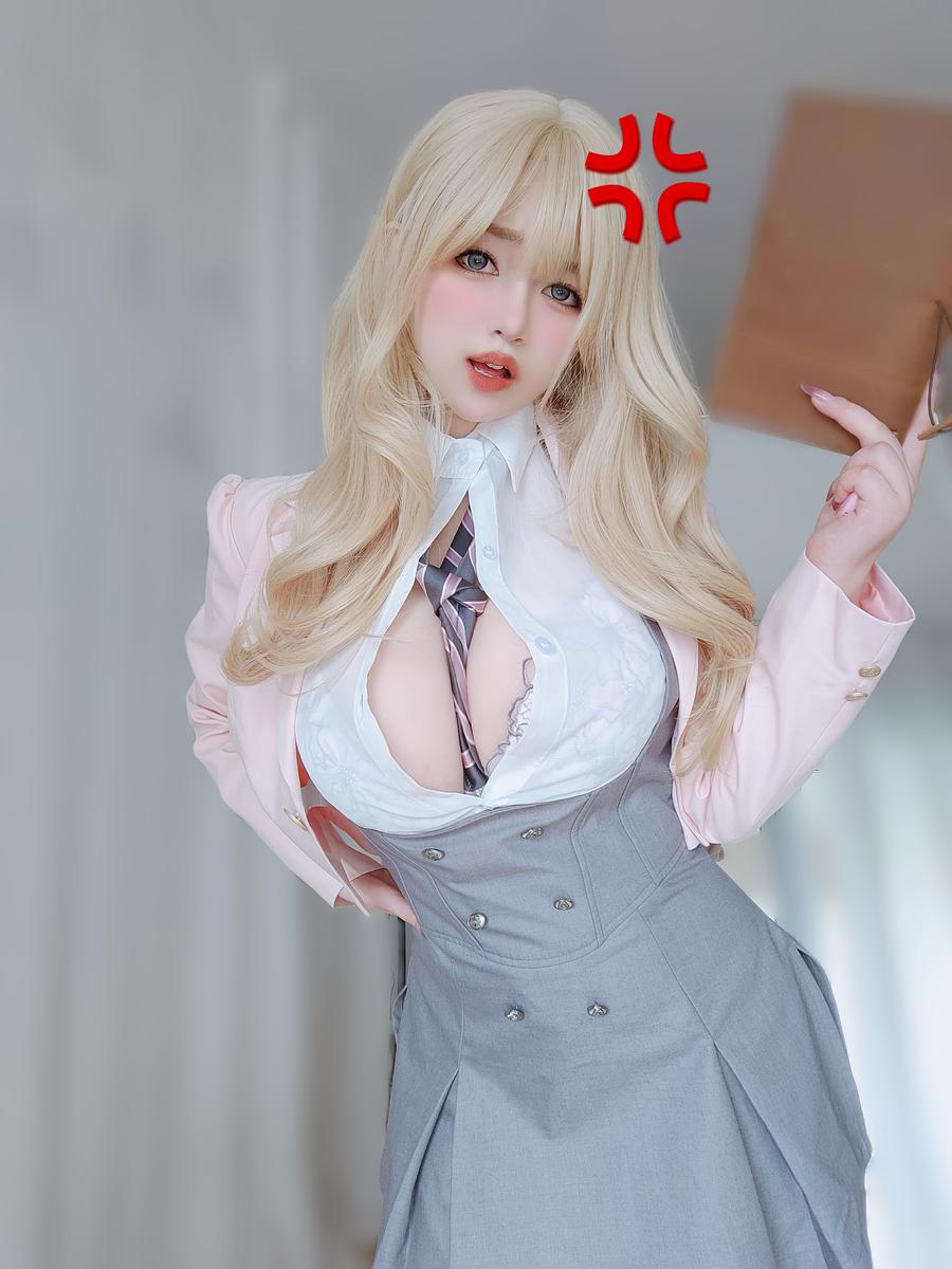 002.jpg