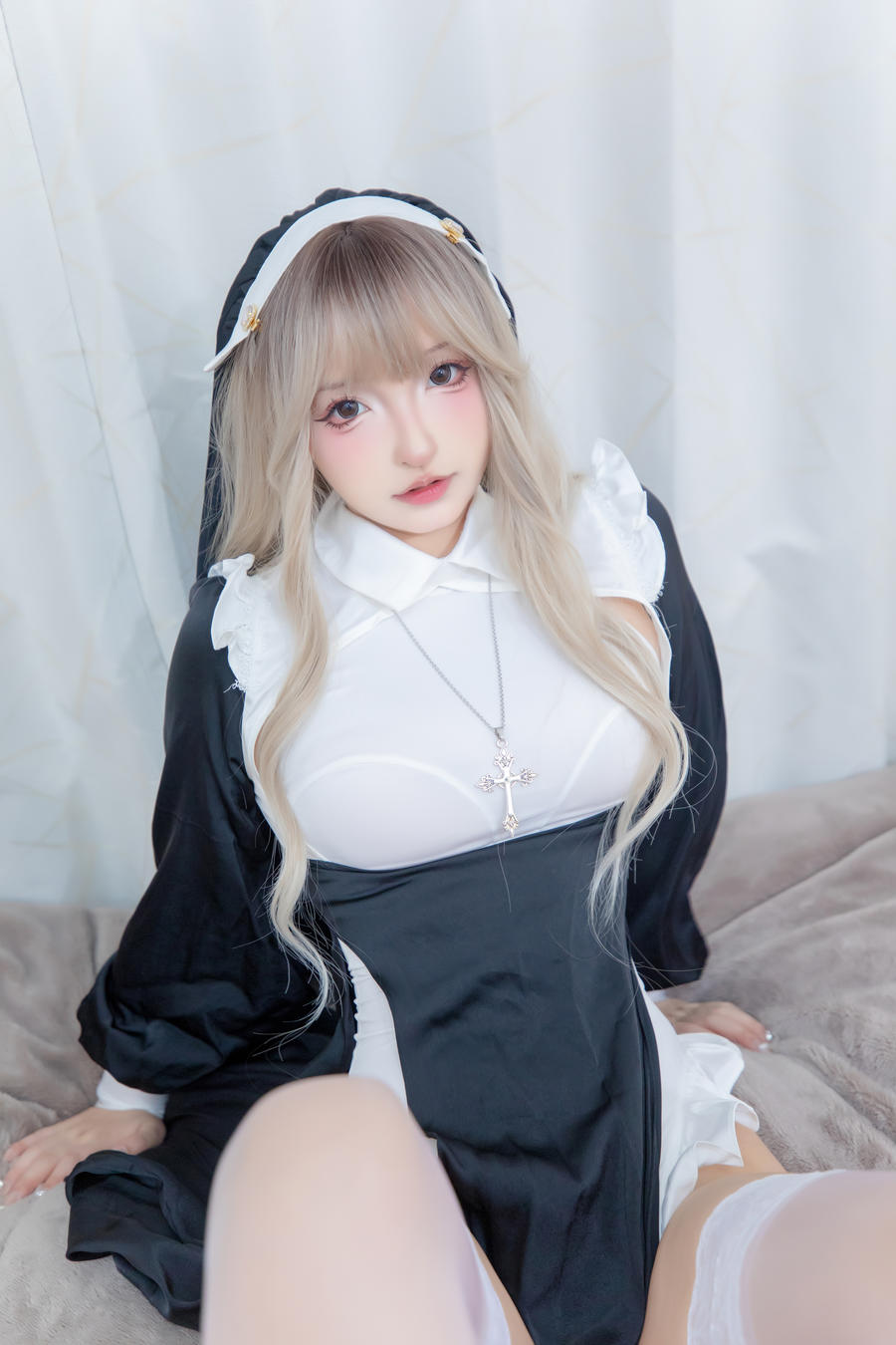 002.jpg