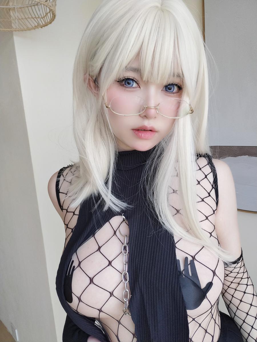 002.jpg