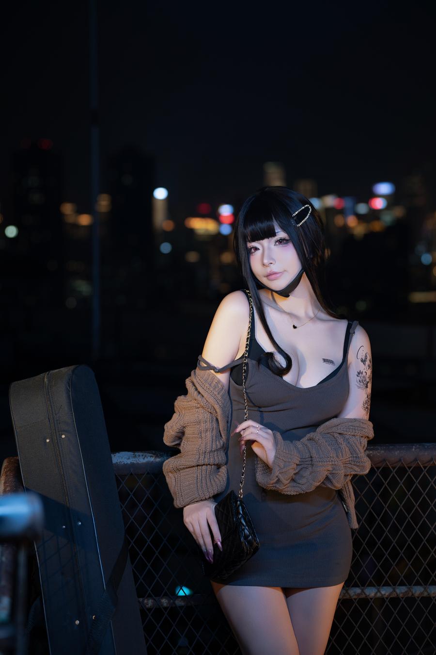 002.jpg