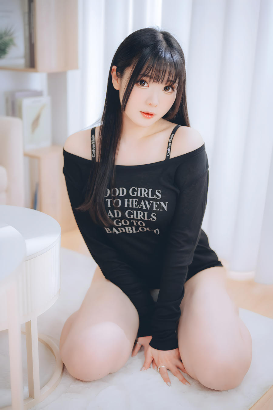 002.jpg
