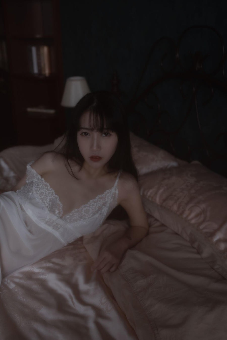 002.jpg