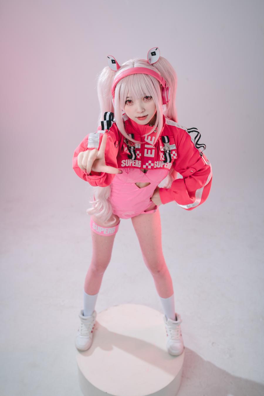 002.jpg