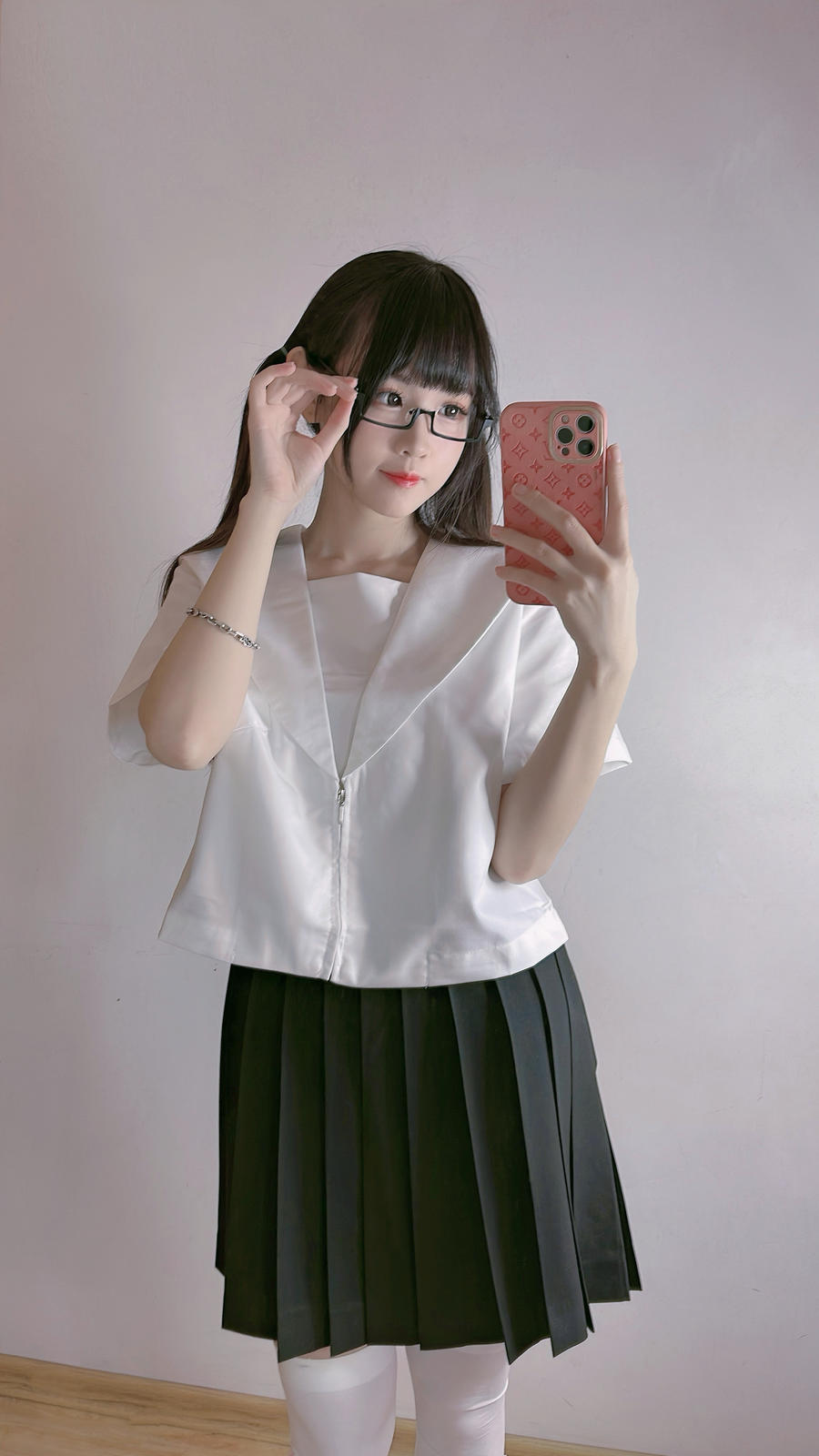 001.jpg