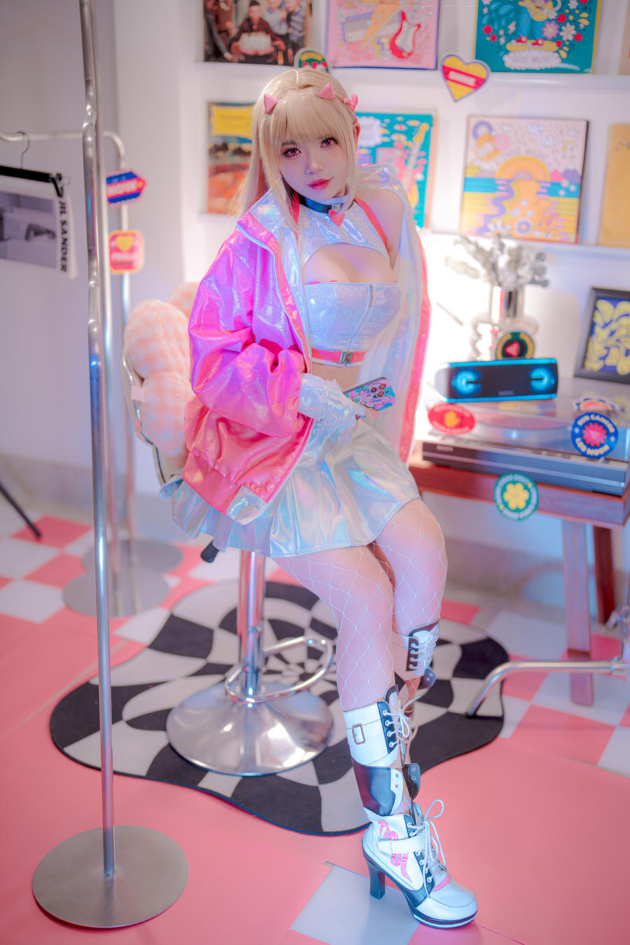 002.jpg