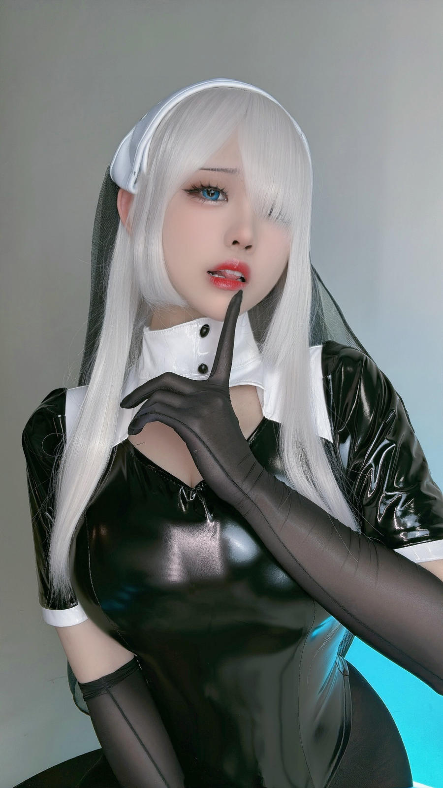 002.jpg