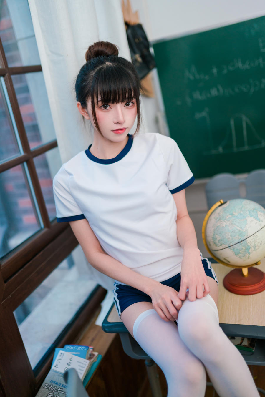 002.jpg