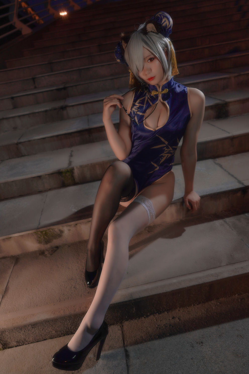 002.jpg