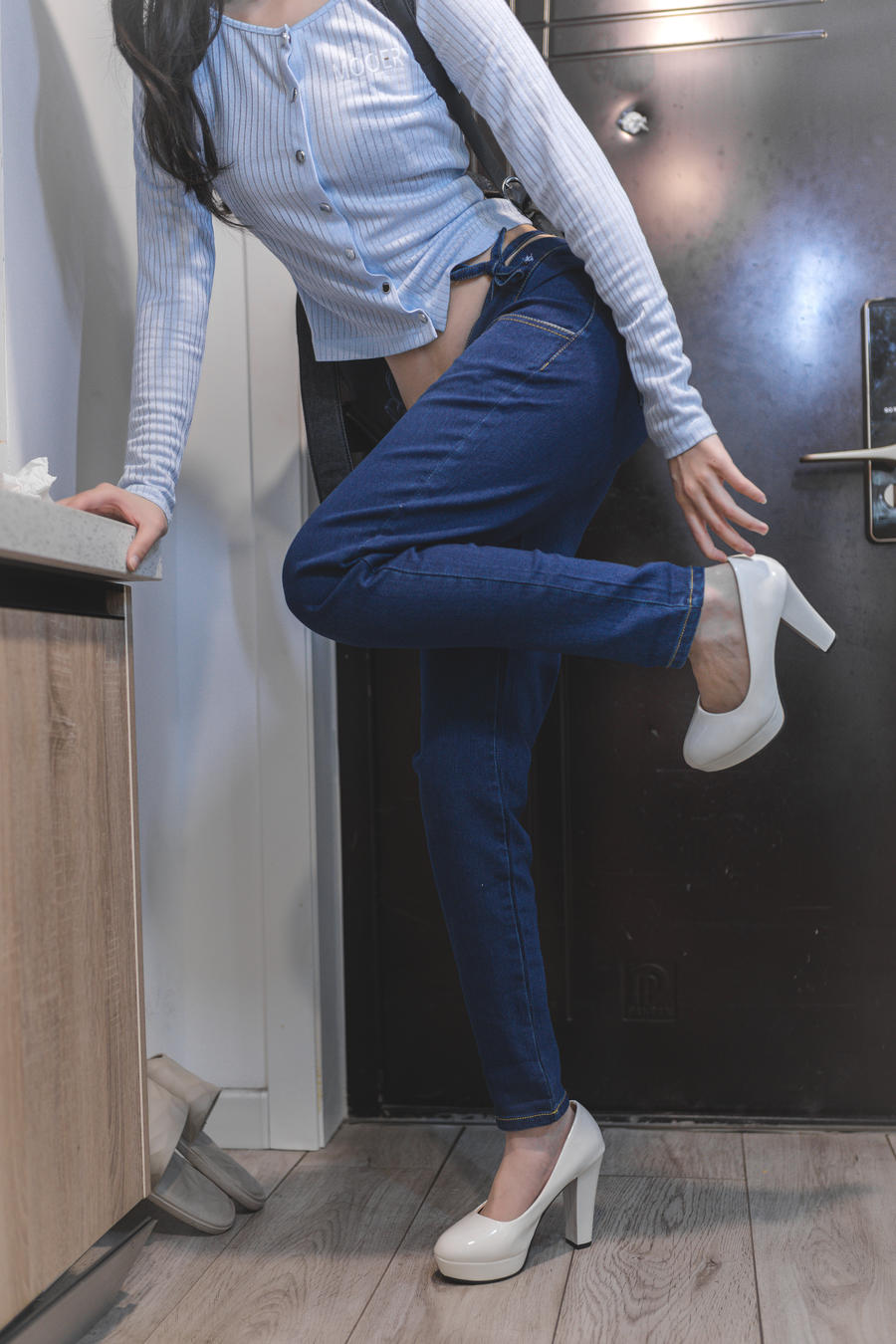 002.jpg
