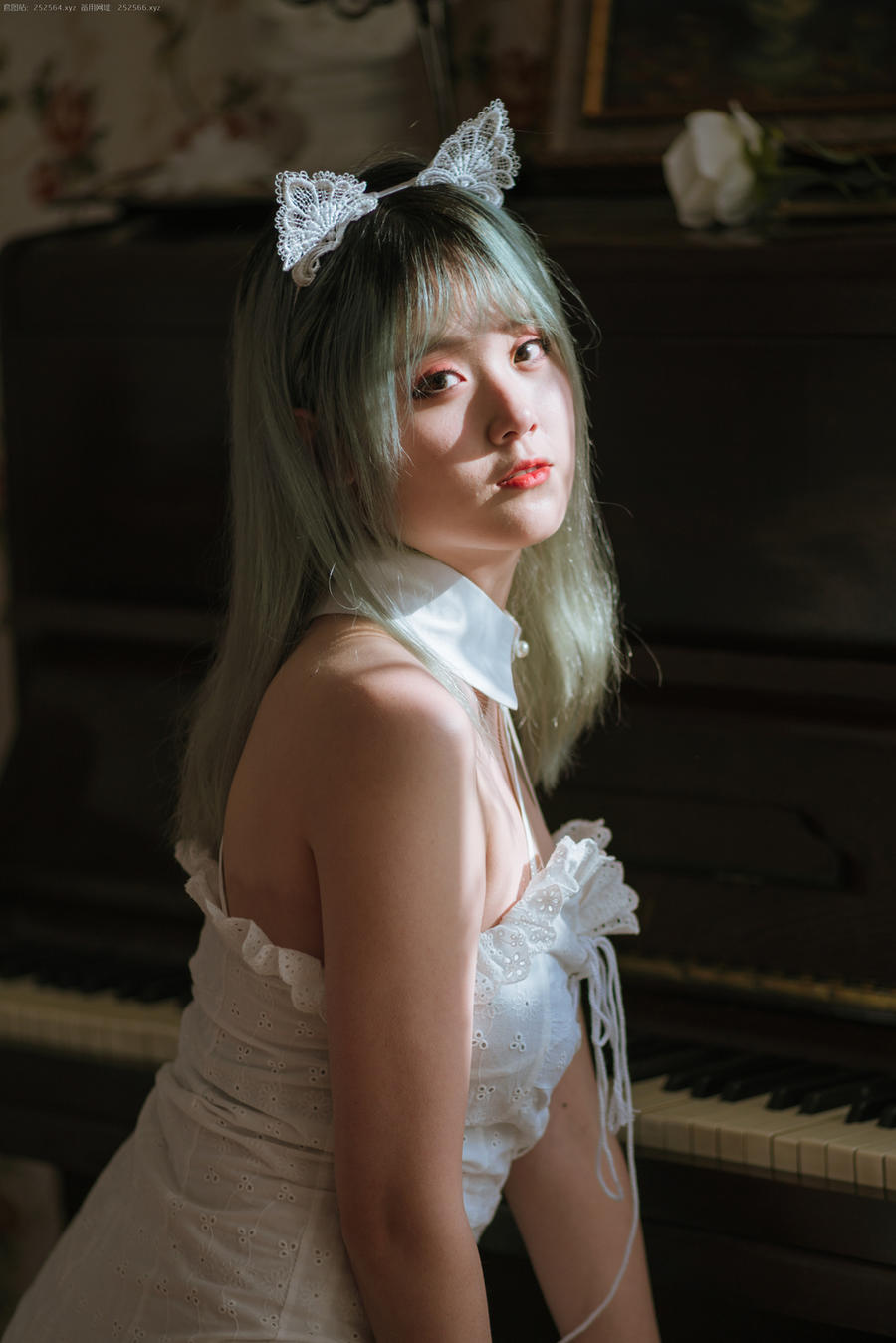 002.jpg