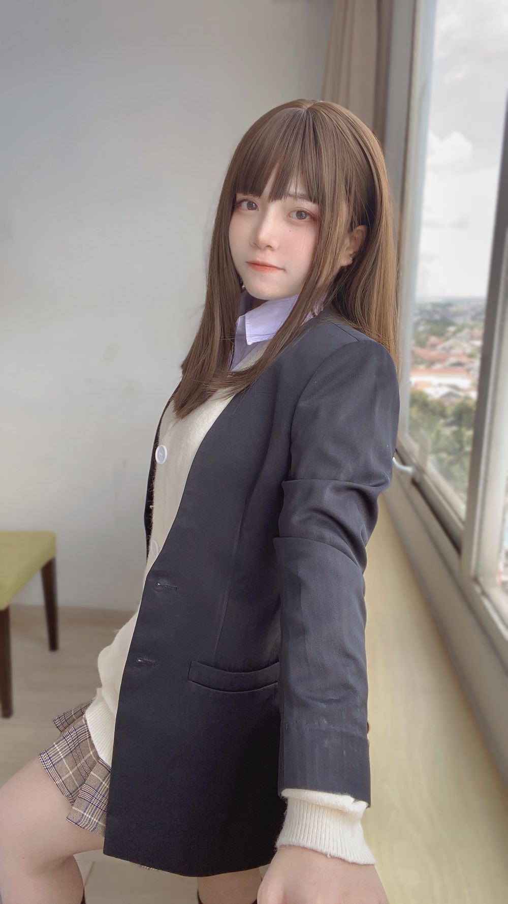 002.jpg