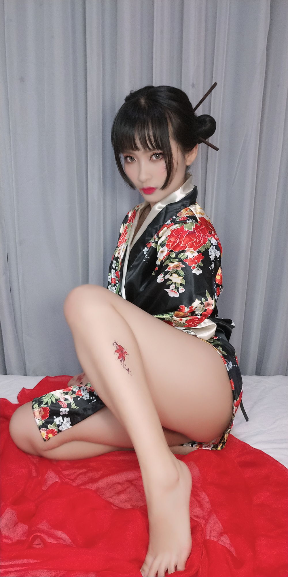 002.jpg