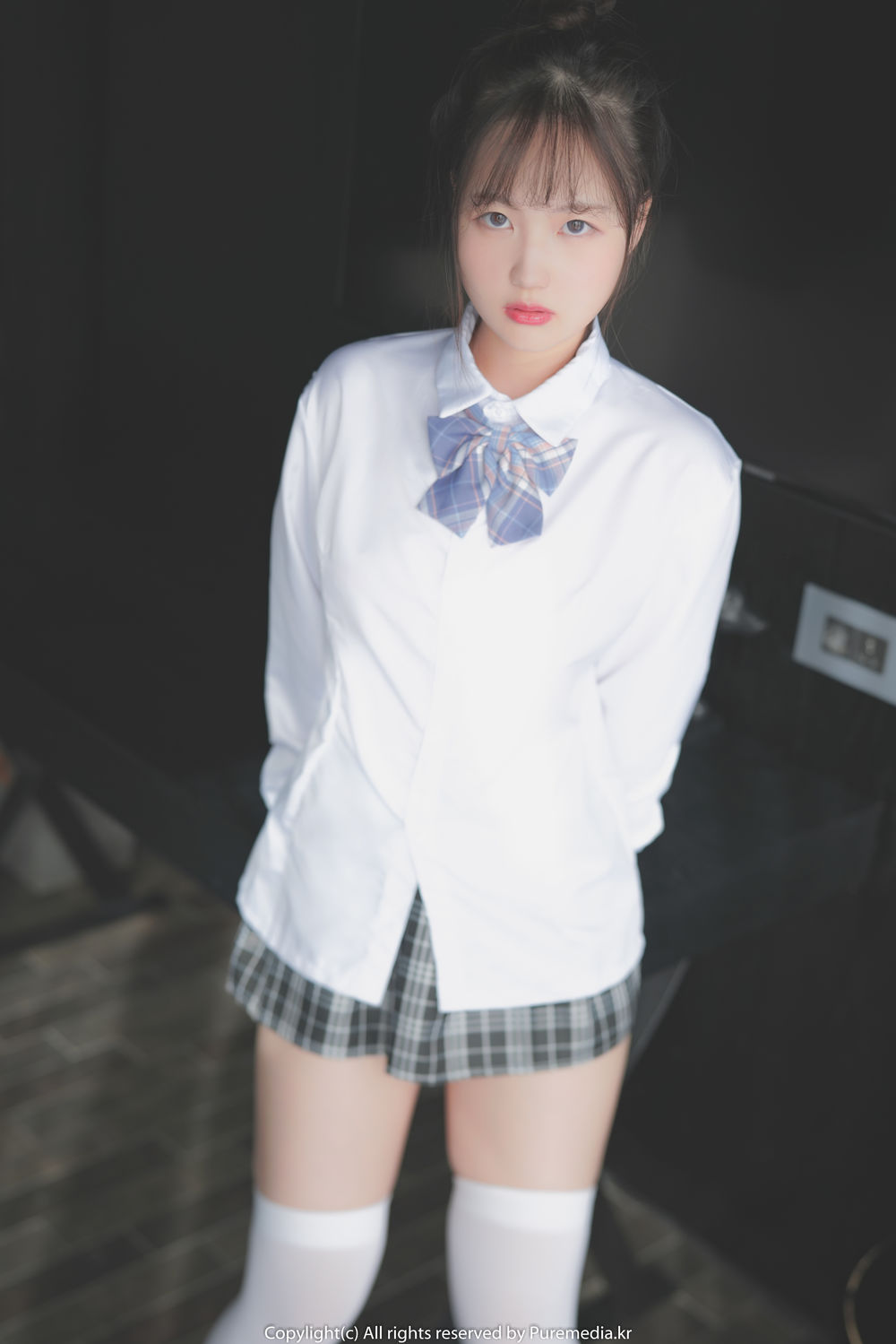 001.jpg