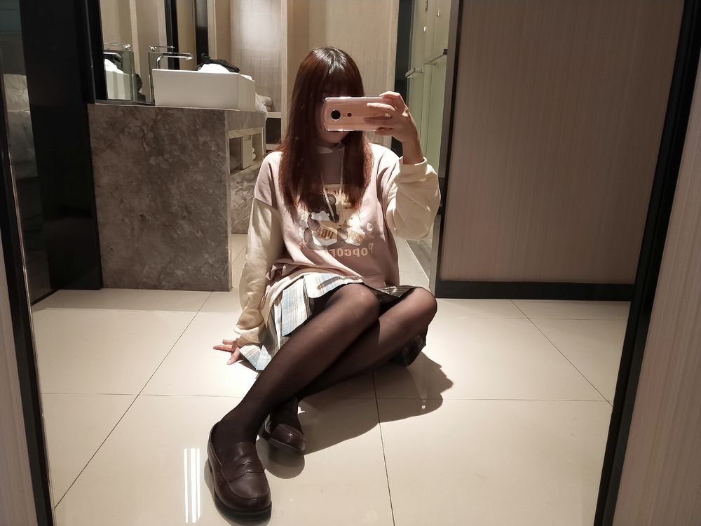 002.jpg