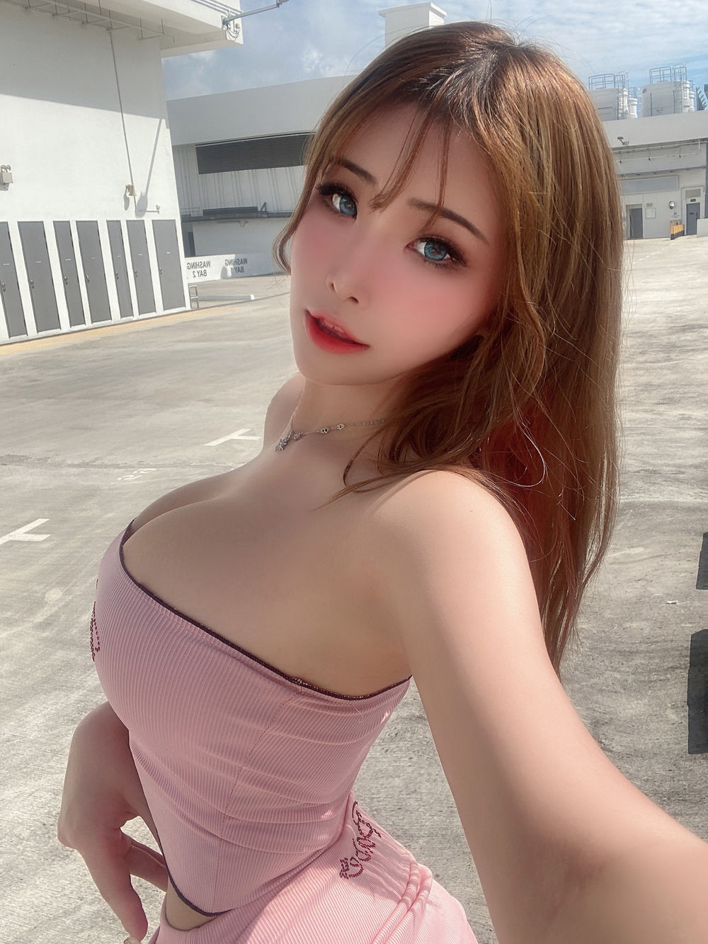 002.jpg