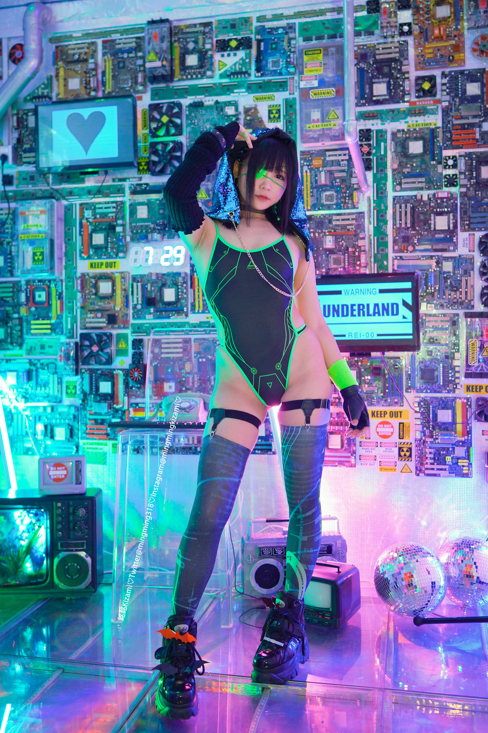003.jpg