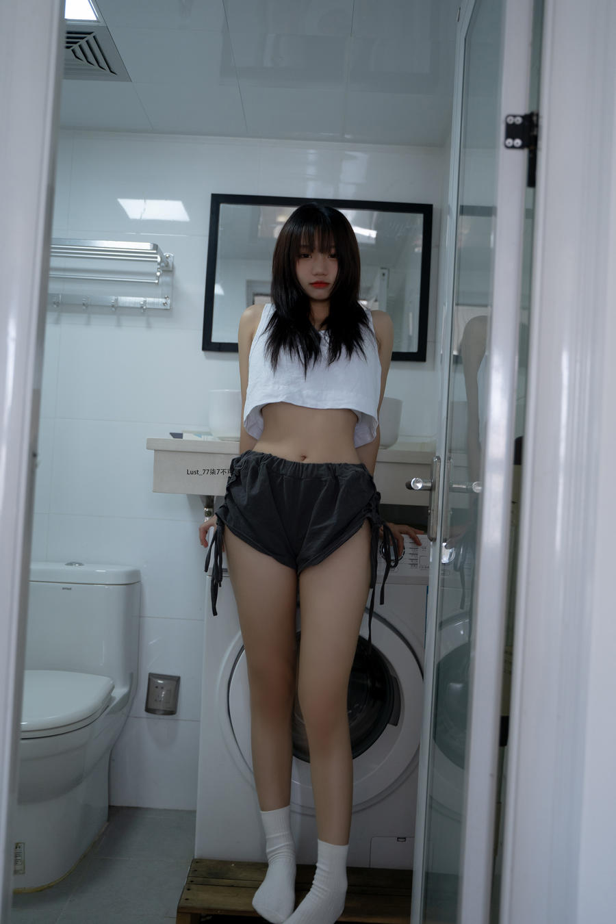 001.jpg