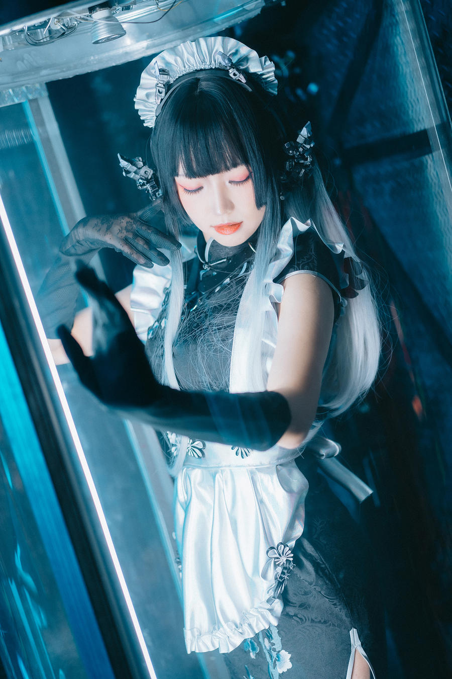 002.jpg