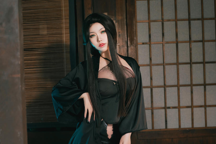 002.jpg