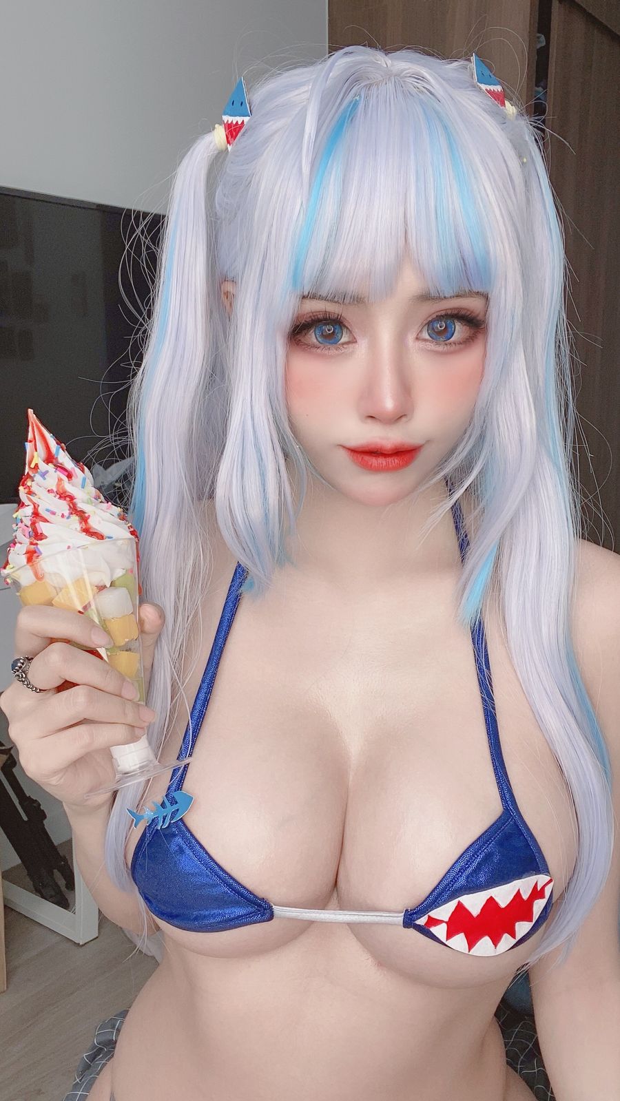 002.jpg