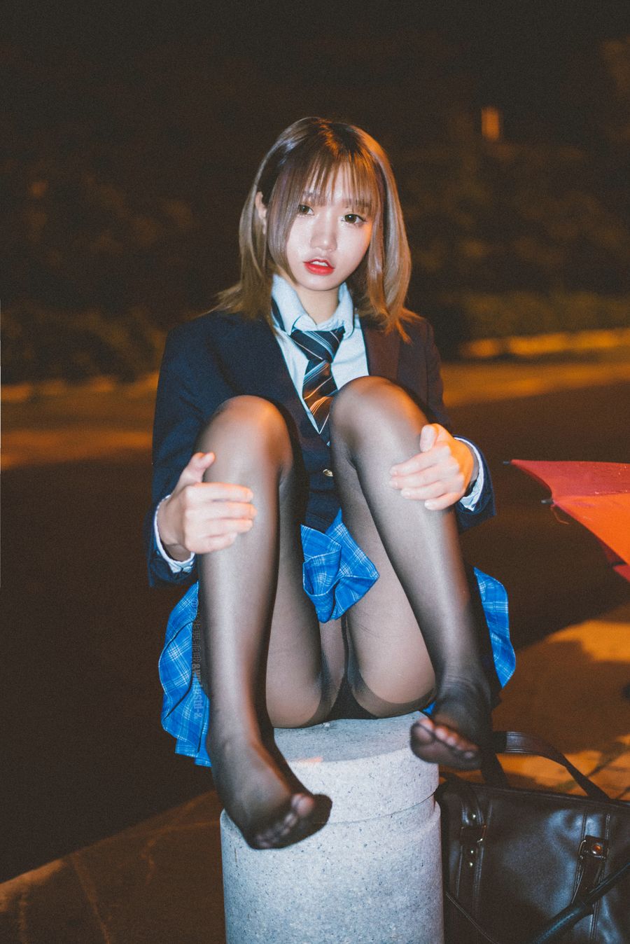 001.jpg