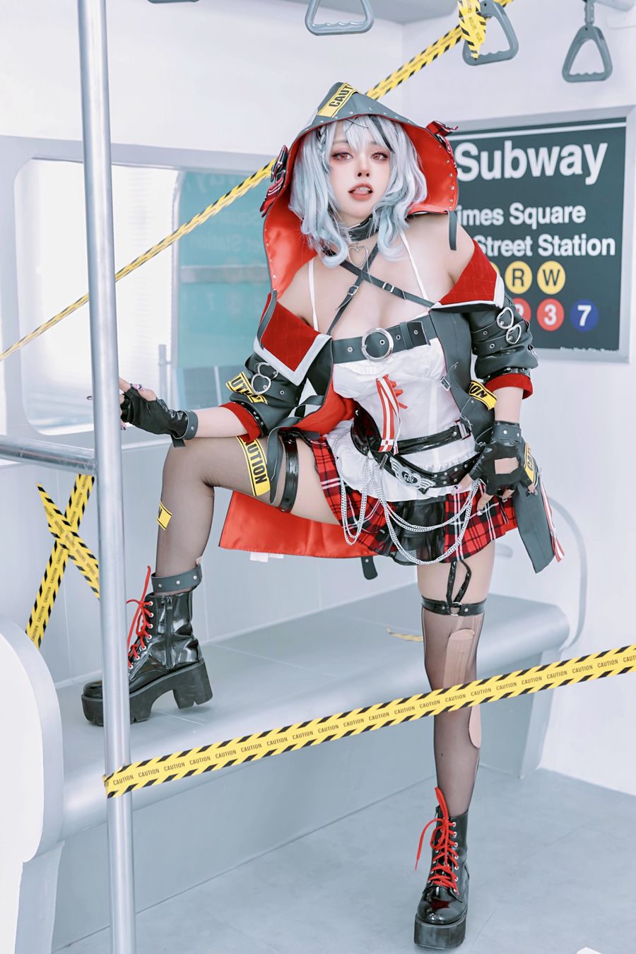 002.jpg