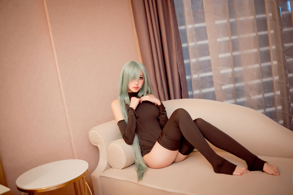 002.jpg