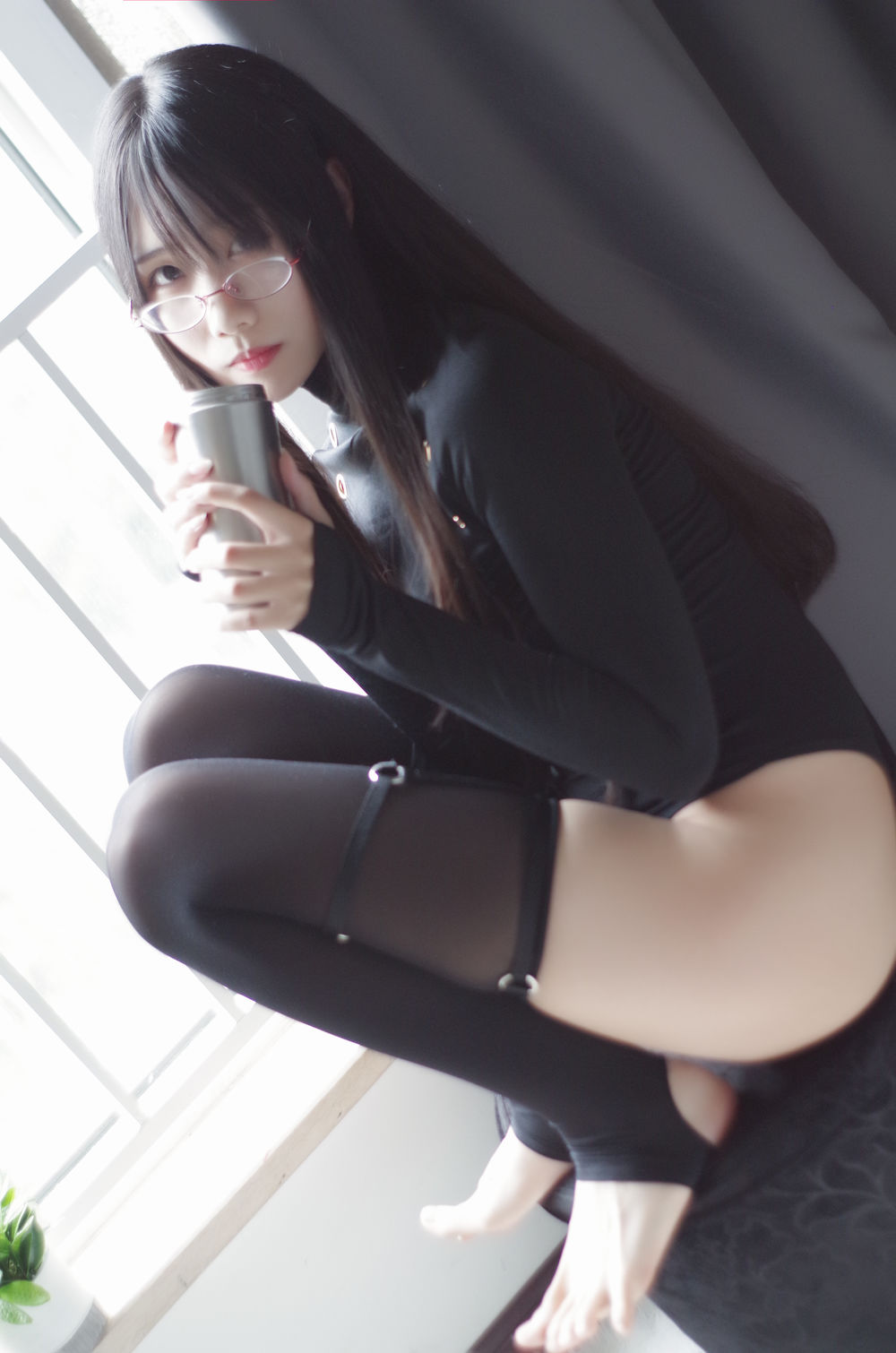 002.jpg