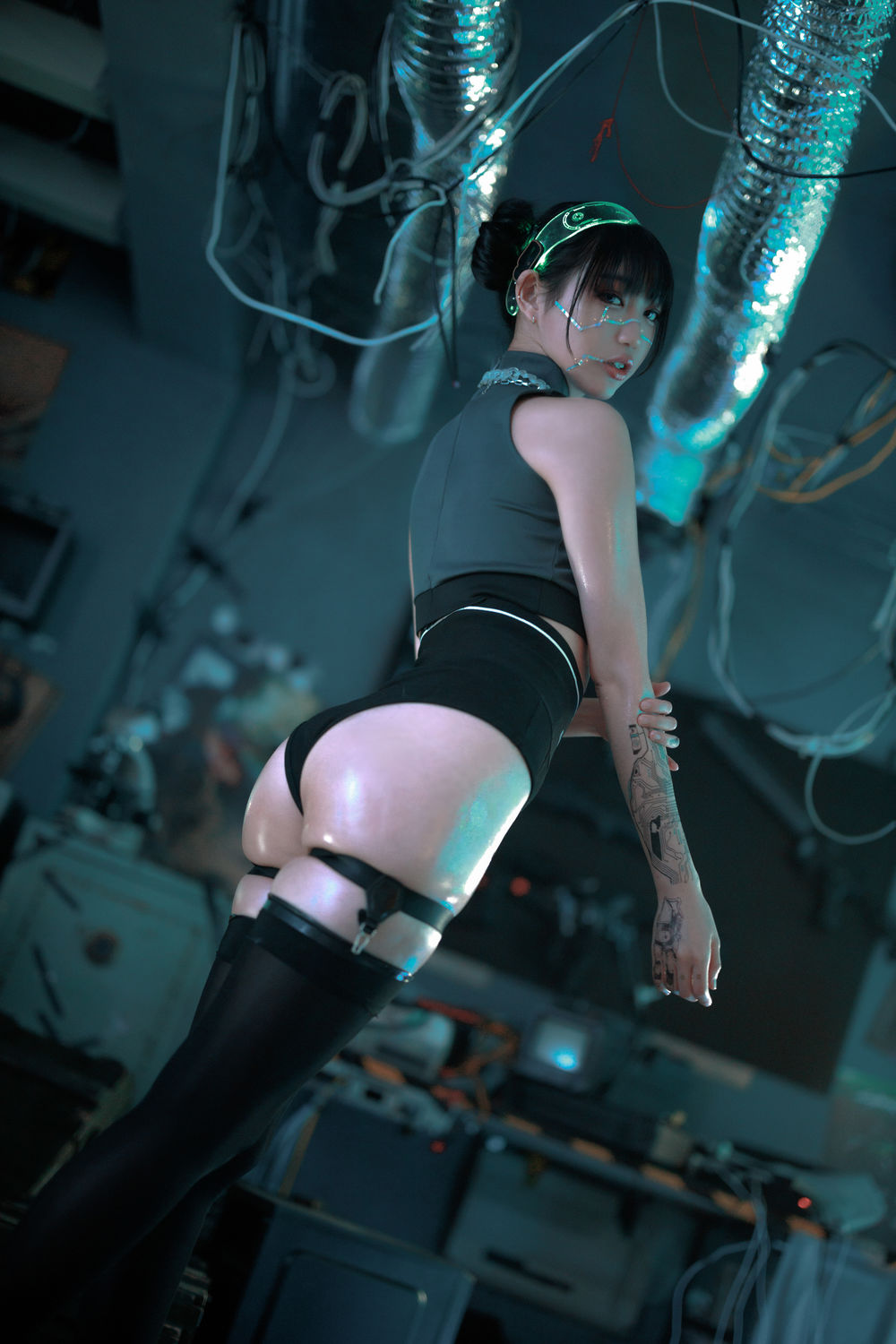 002.jpg