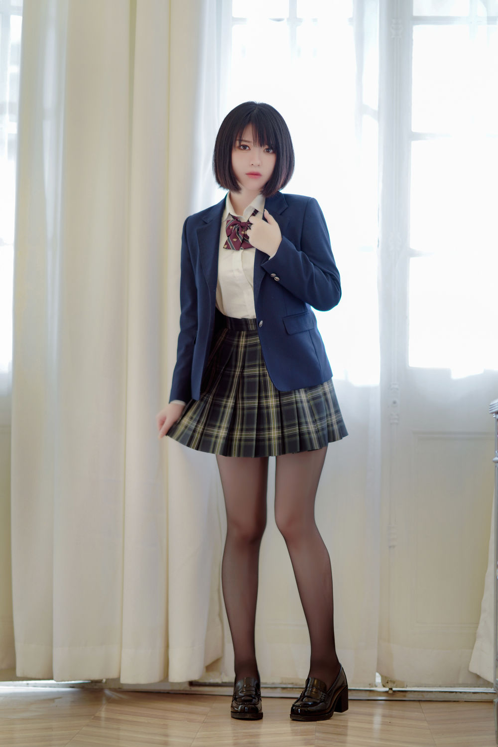002.jpg