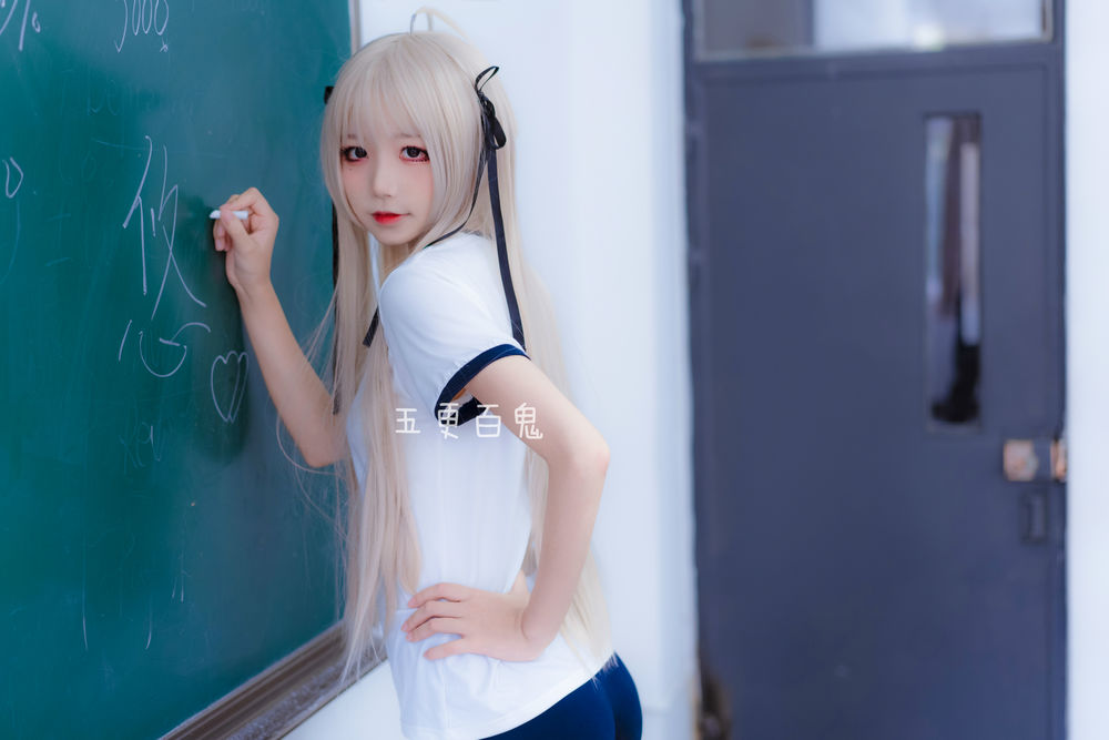 002.jpg