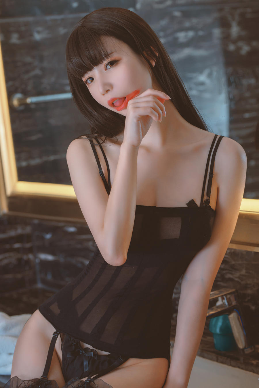 003.jpg