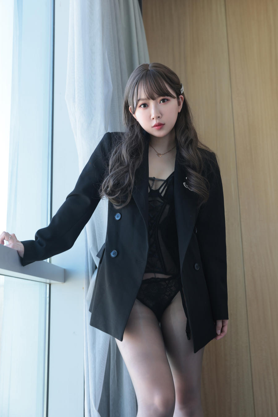 002.jpg