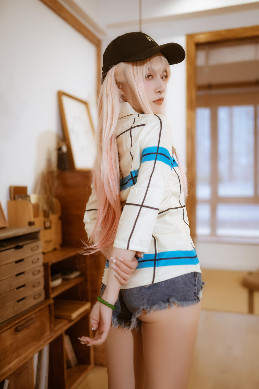 001.jpg