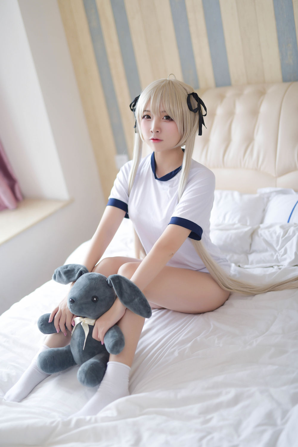 002.jpg