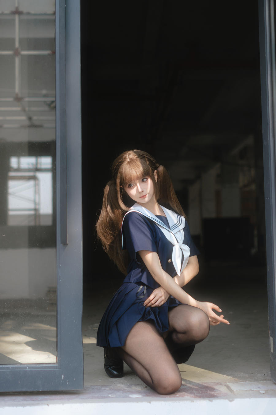 002.jpg