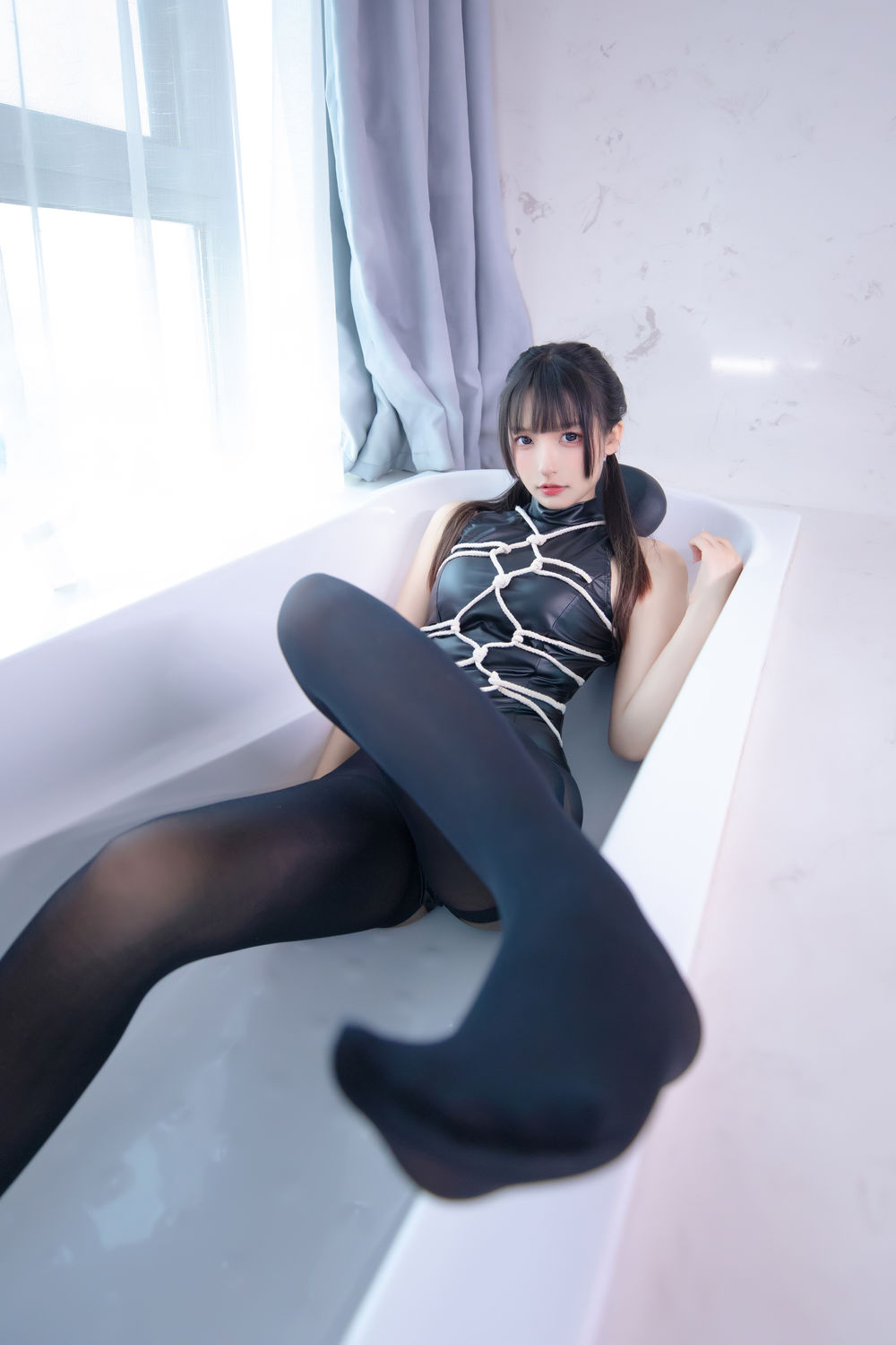 002.jpg