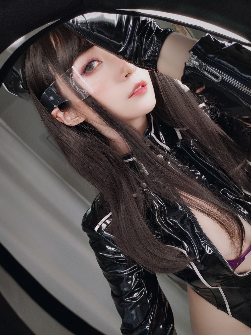 002.jpg