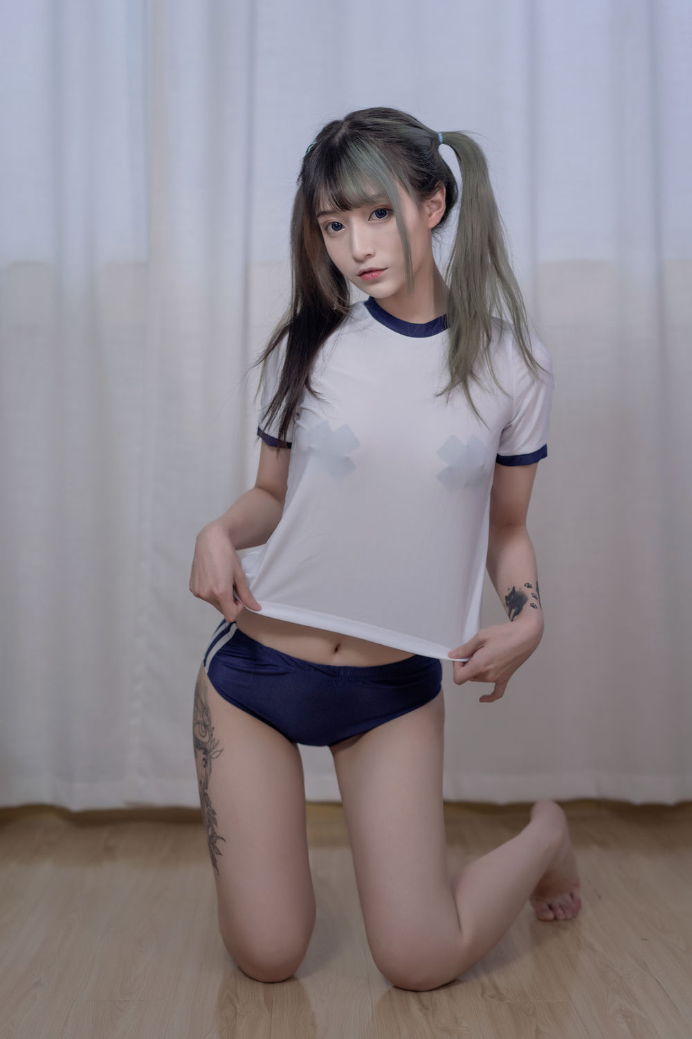 001.jpg