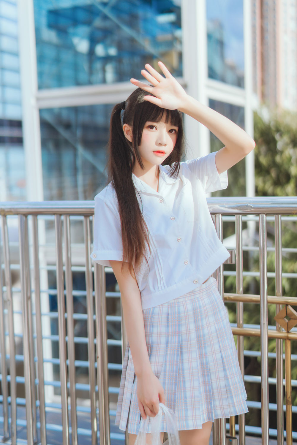 001.jpg