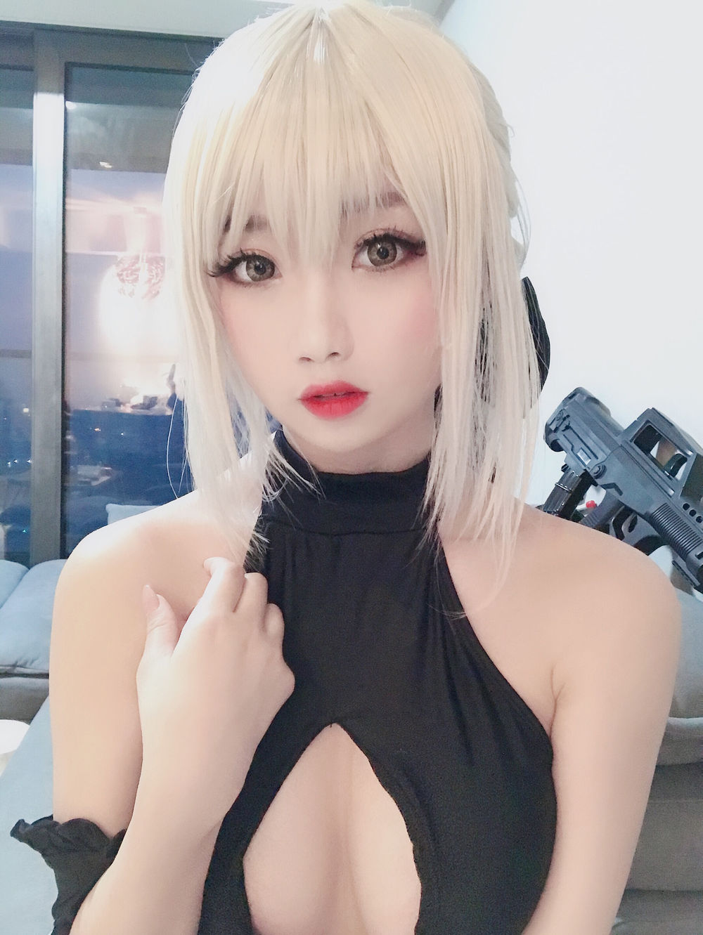 002.jpg