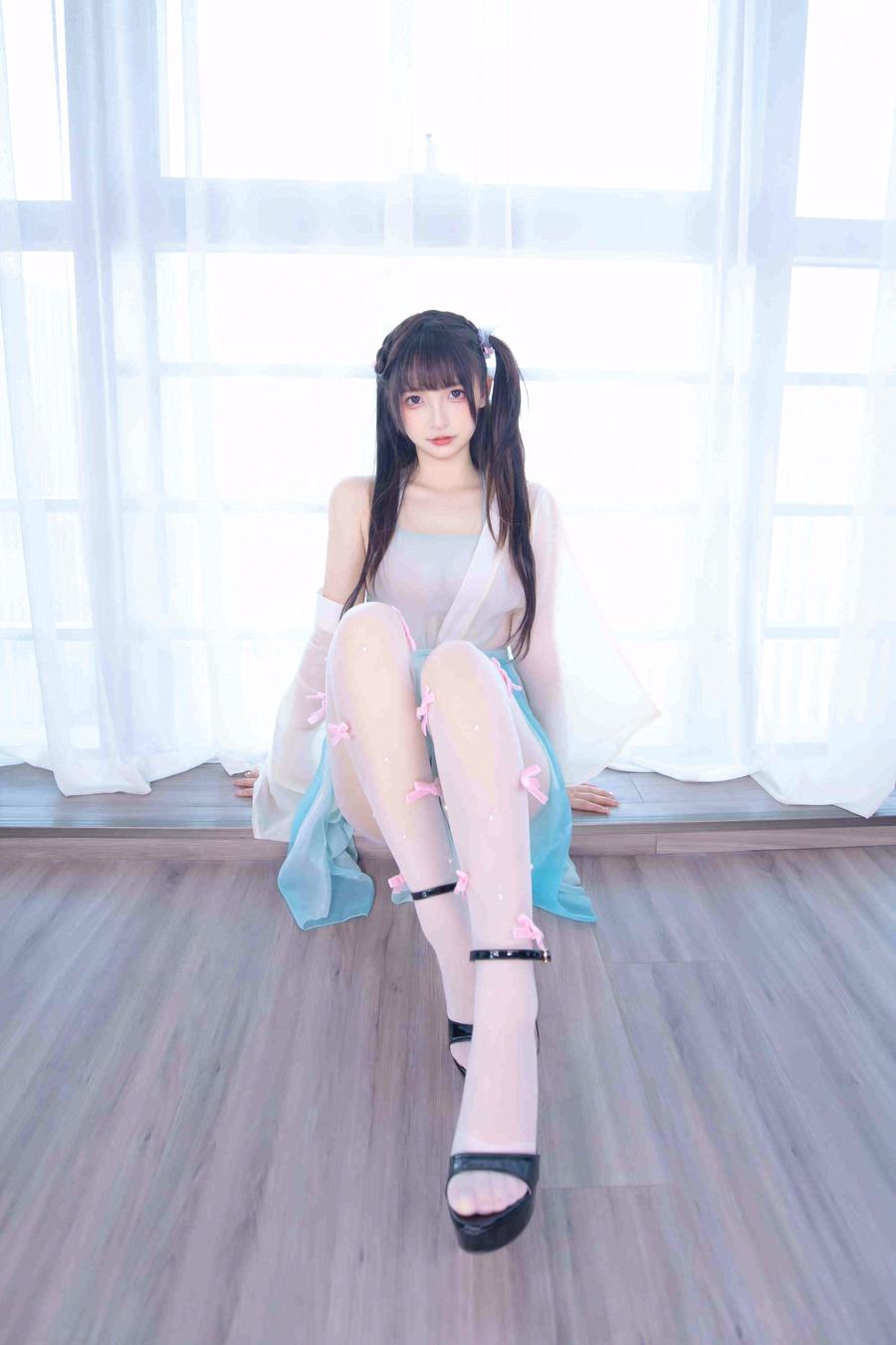 002.jpg
