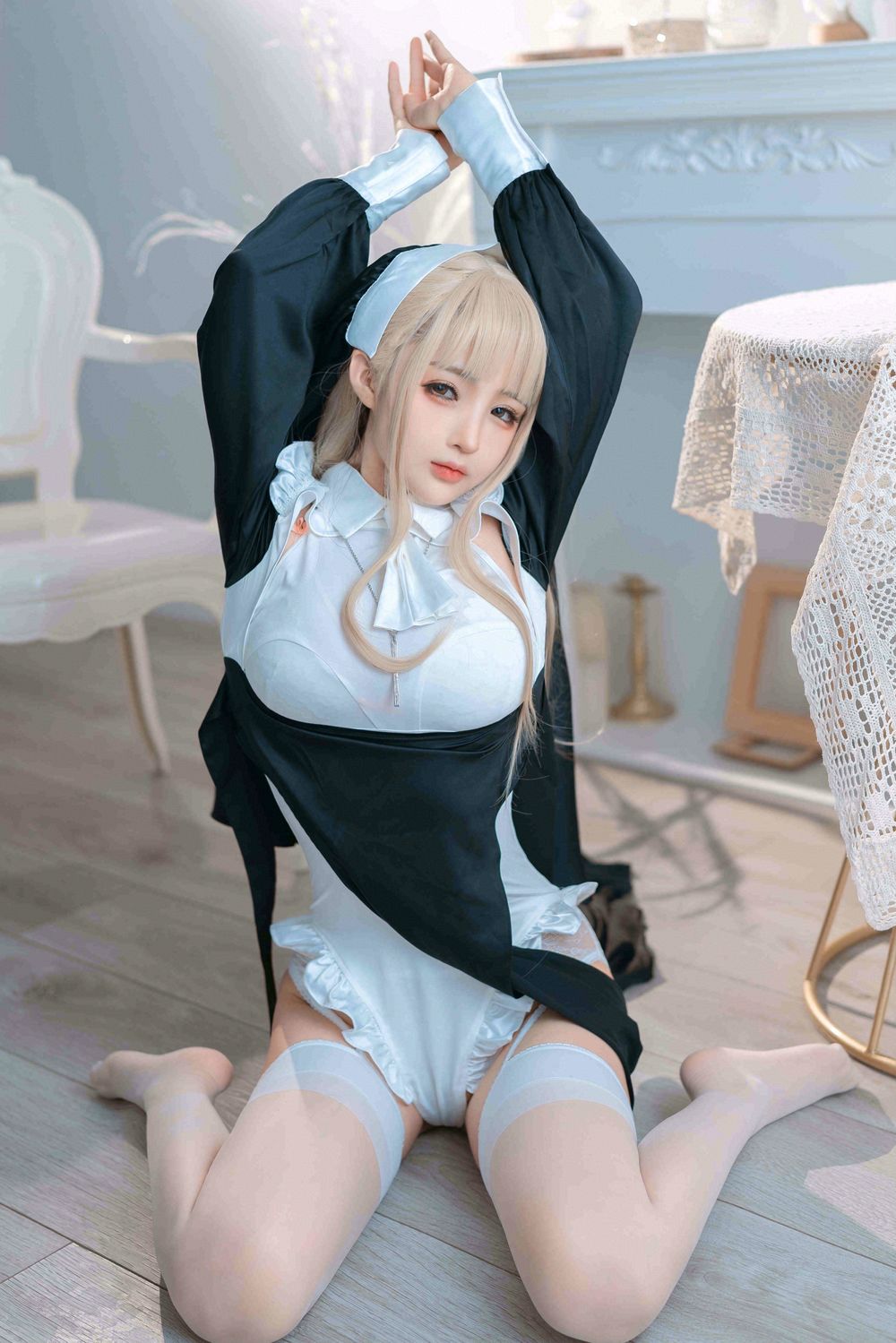 002.jpg
