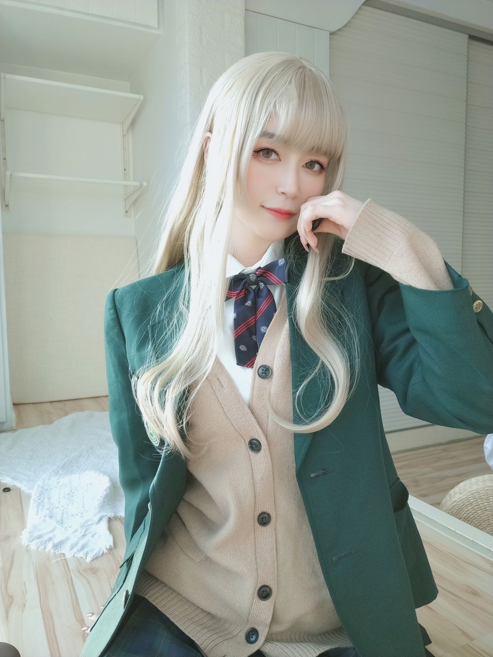 002.jpg