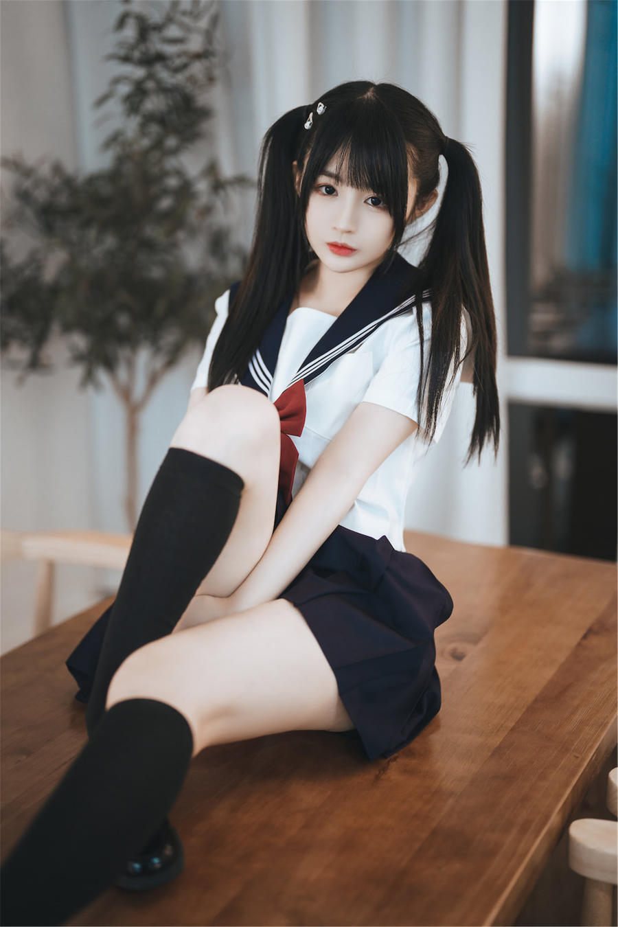 002.jpg