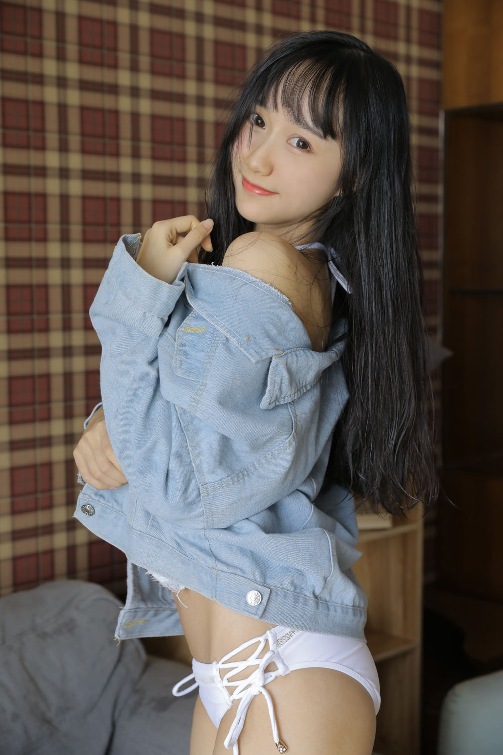 002.jpg