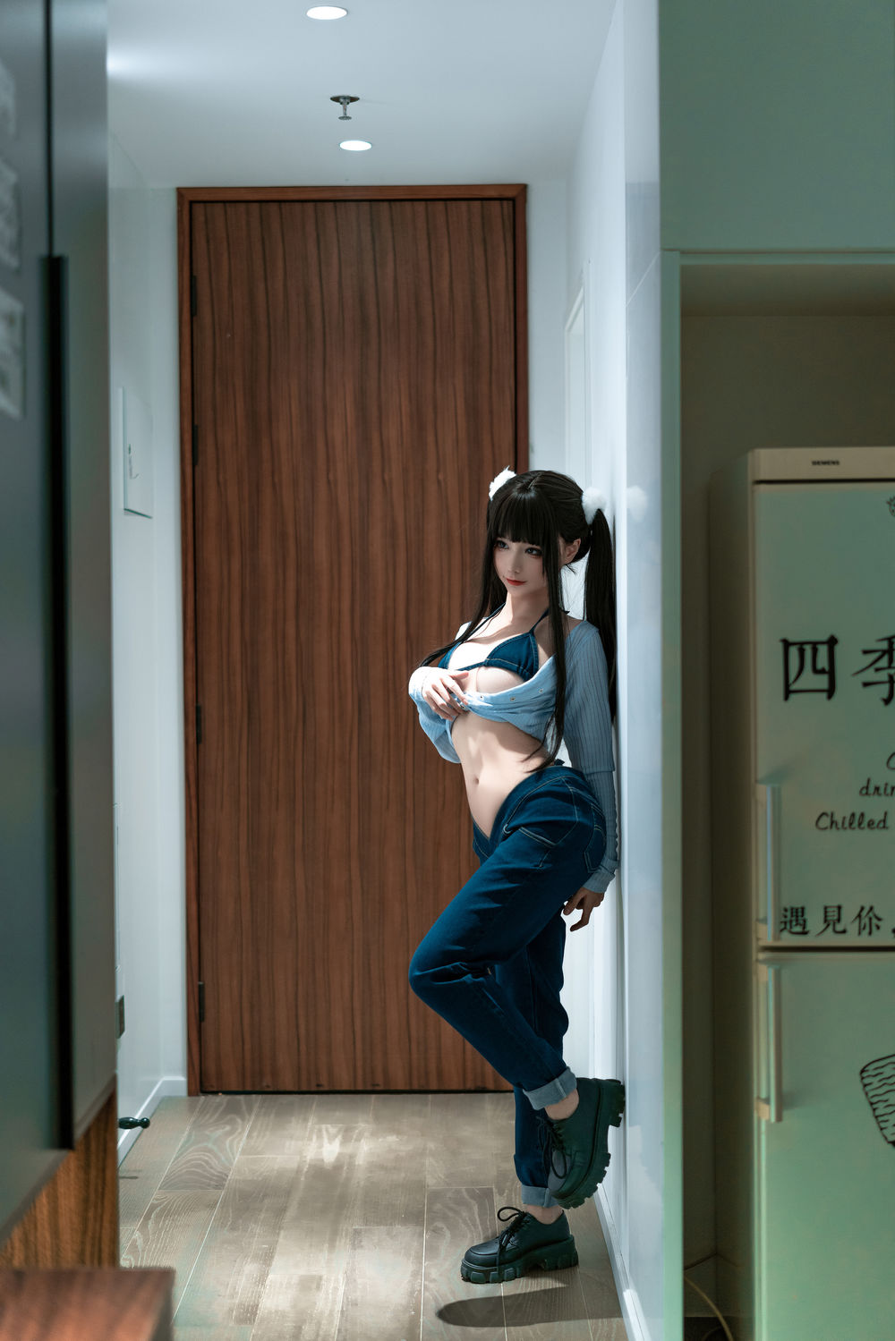 002.jpg