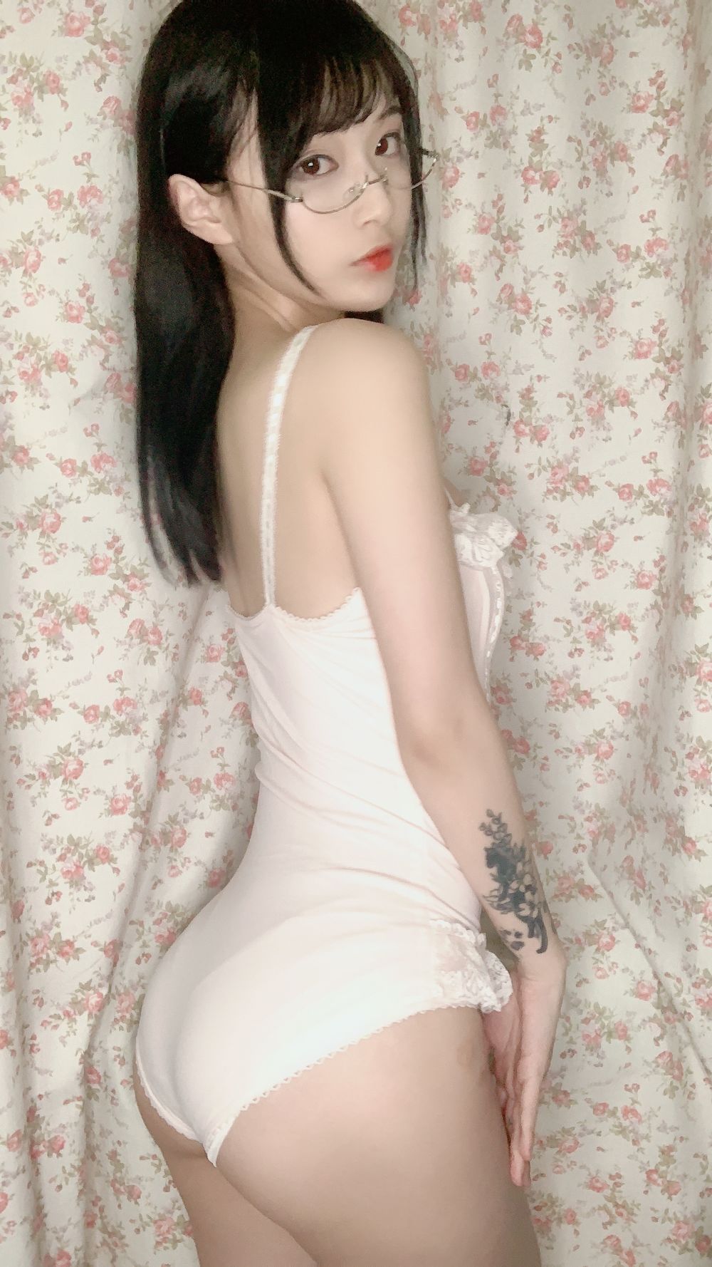 002.jpg