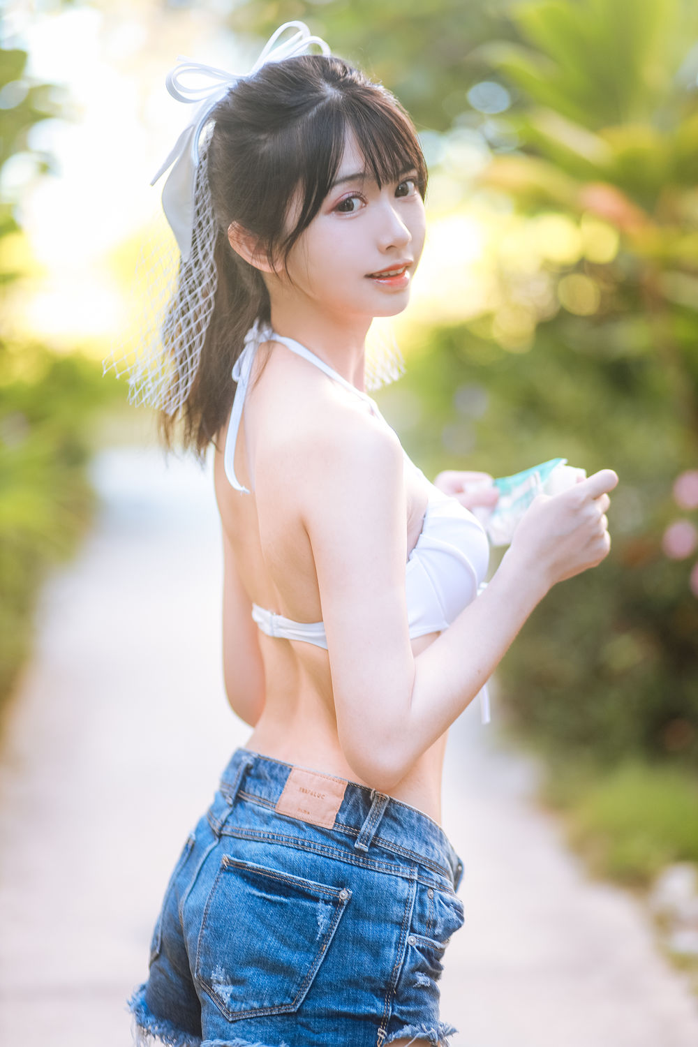 003.jpg
